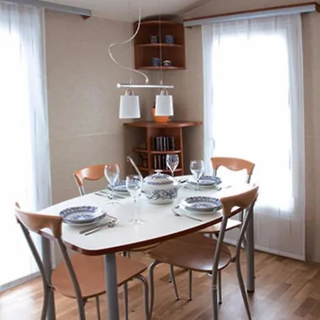 Seaside Mobile Homes Holiday home Tkon