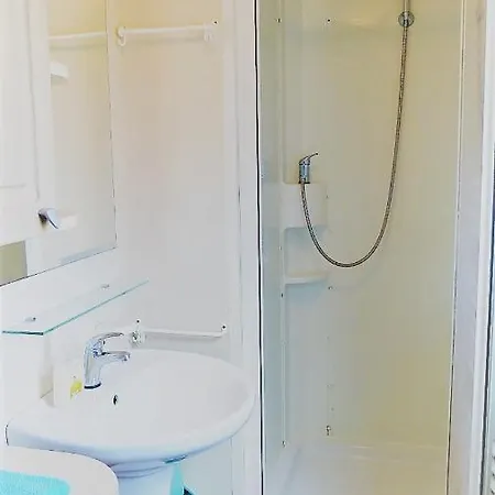 Seaside Mobile Homes * Tkon